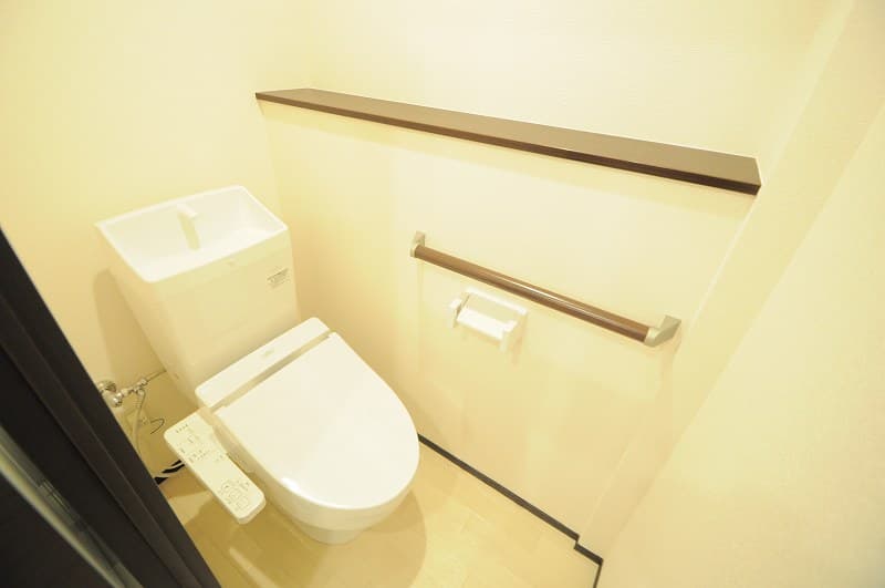 Room image 9