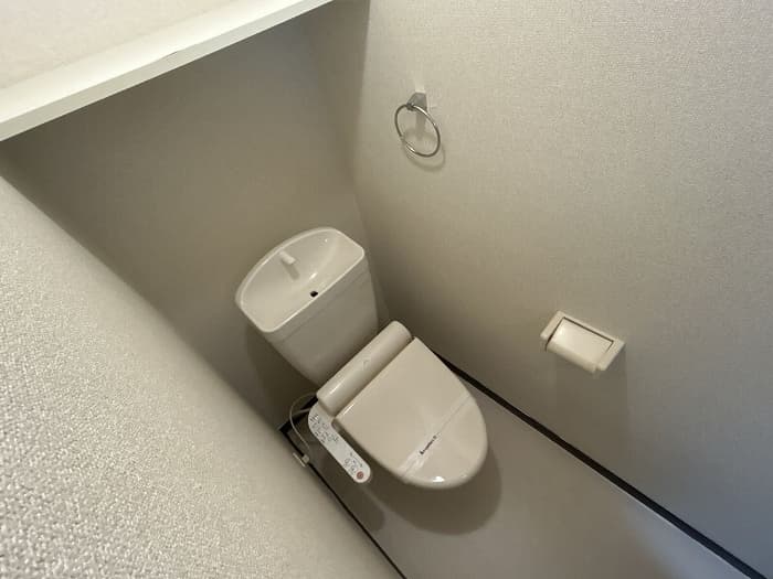 Room image 8