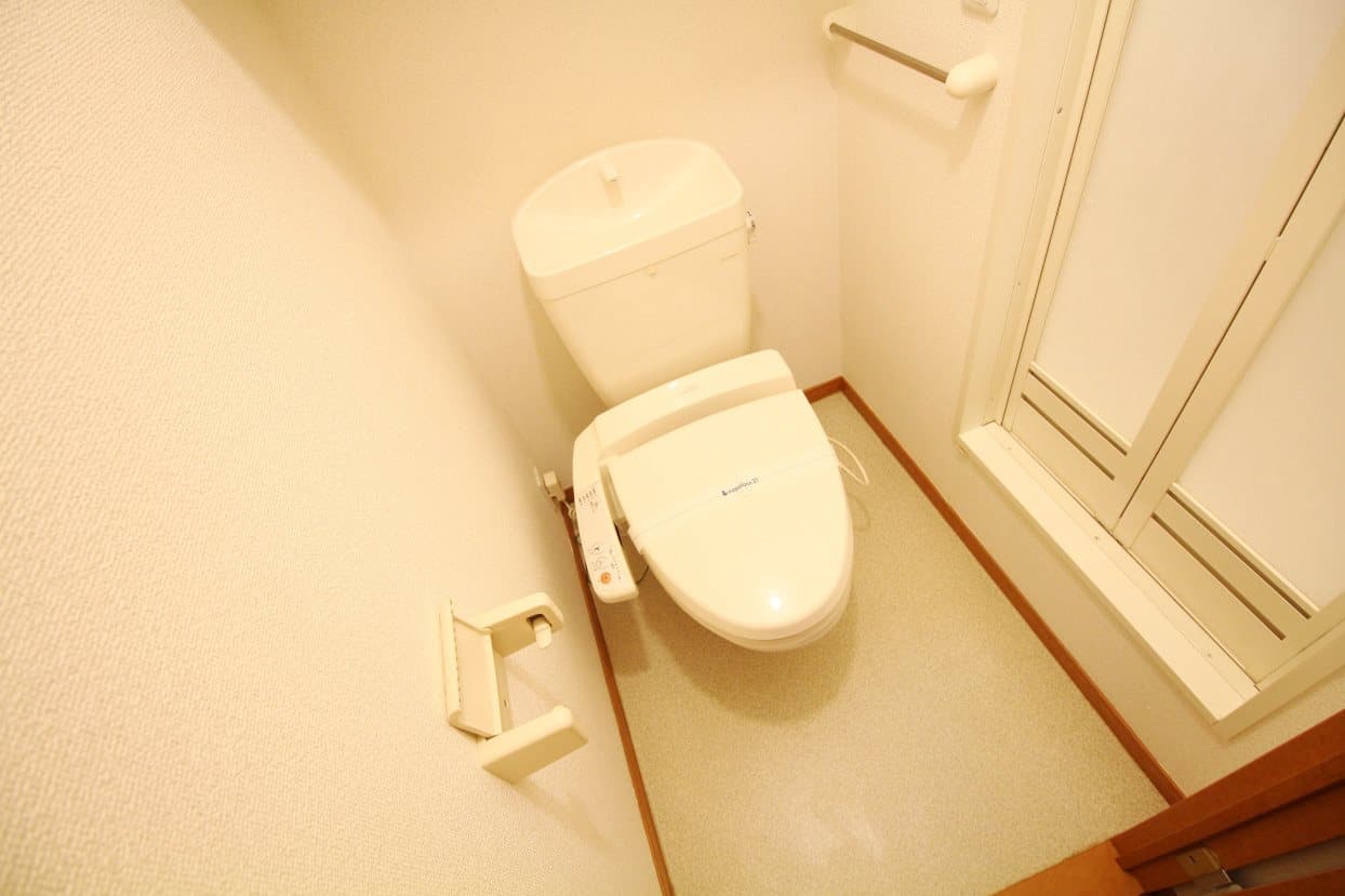 Room image 15