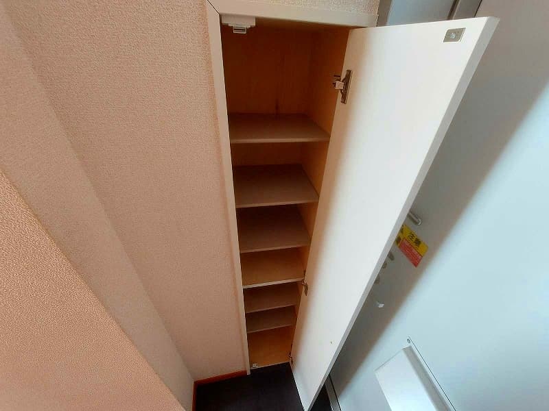 Room image 13