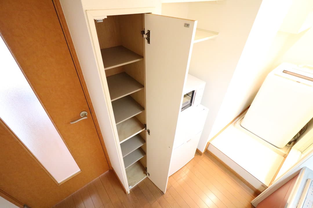 Room image 15