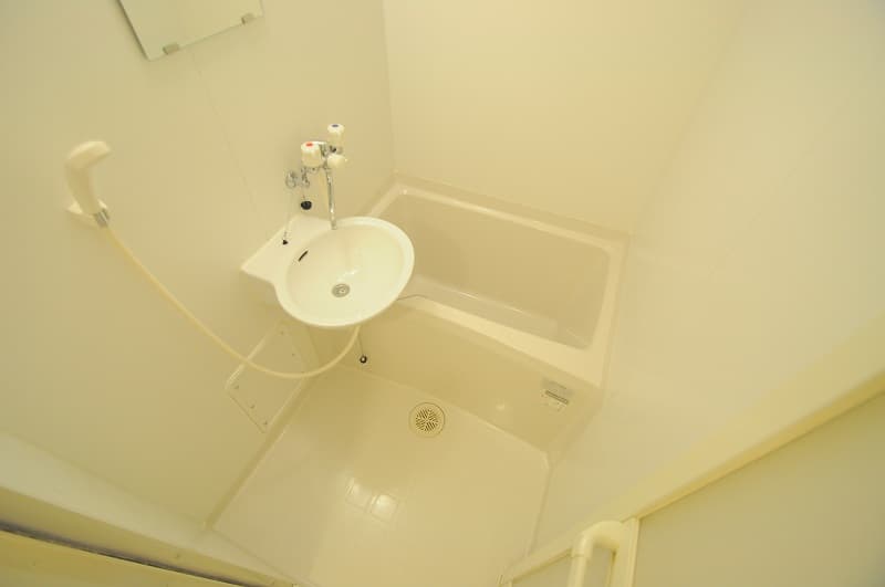 Room image 12