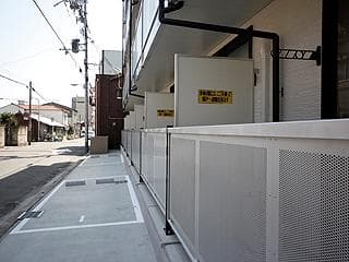 Room image 16