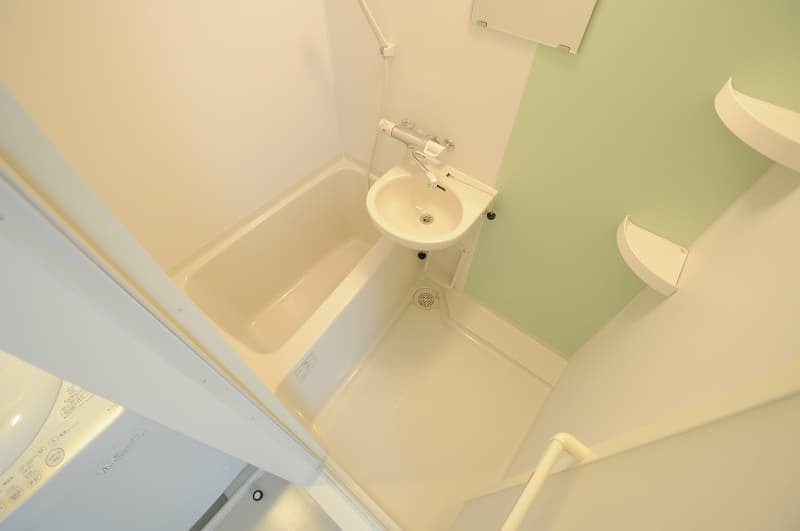 Room image 14