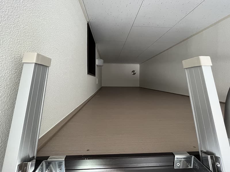 Room image 12