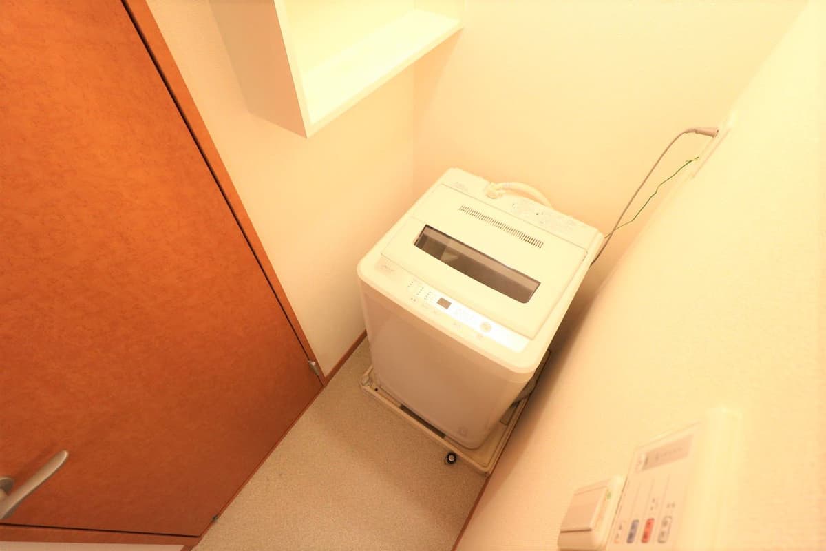 Room image 10