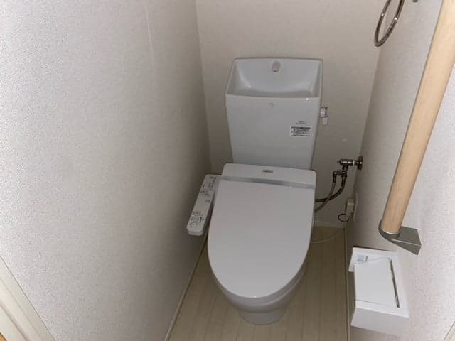 Room image 10