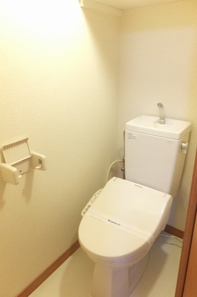Room image 12