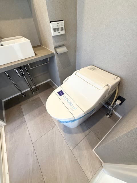 Room image 9