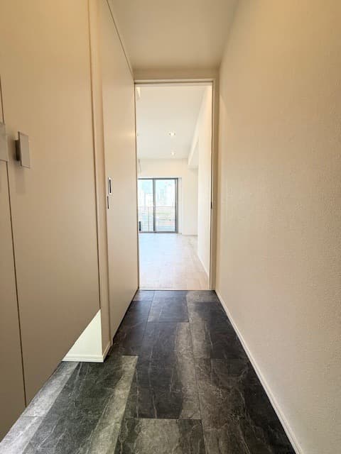 Room image 15