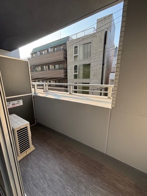 Room image 11
