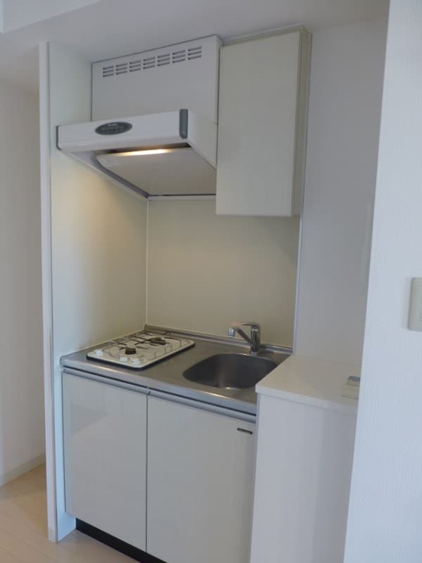 Room image 8