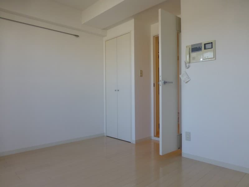 Room image 11