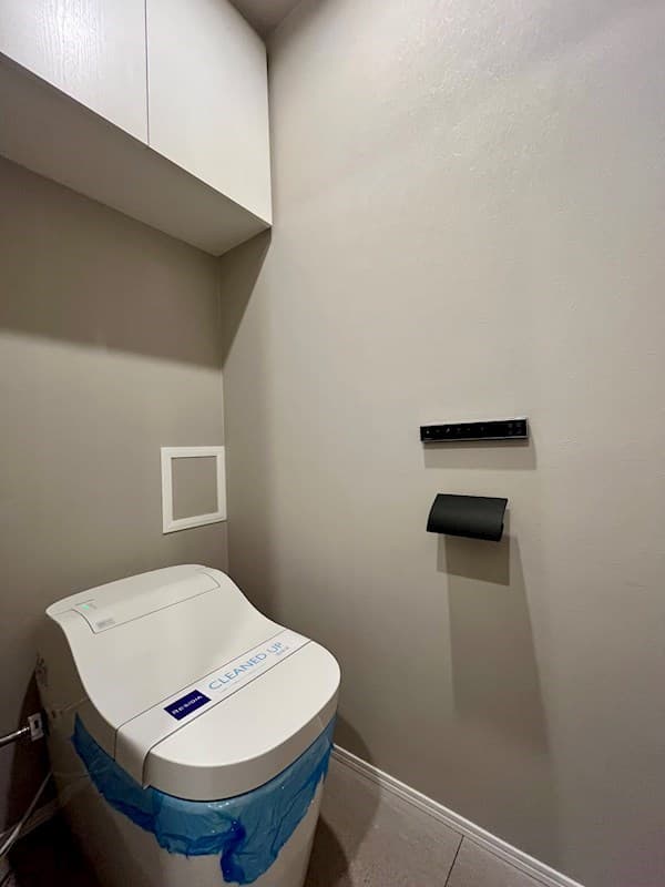 Room image 8
