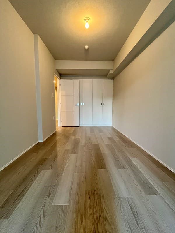 Room image 15