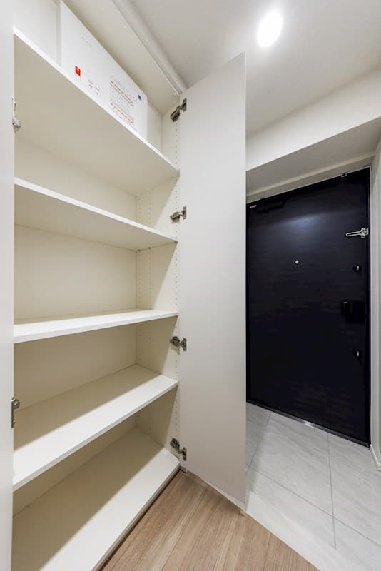 Room image 10