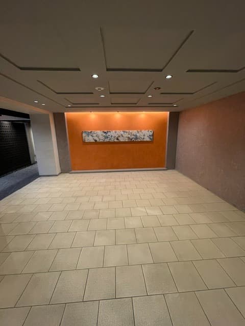 Room image 12