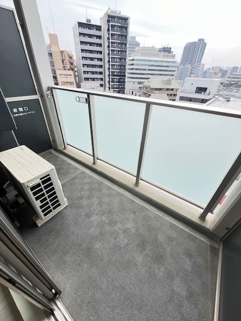 Room image 11