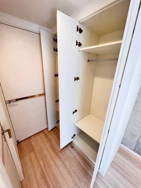Room image 11