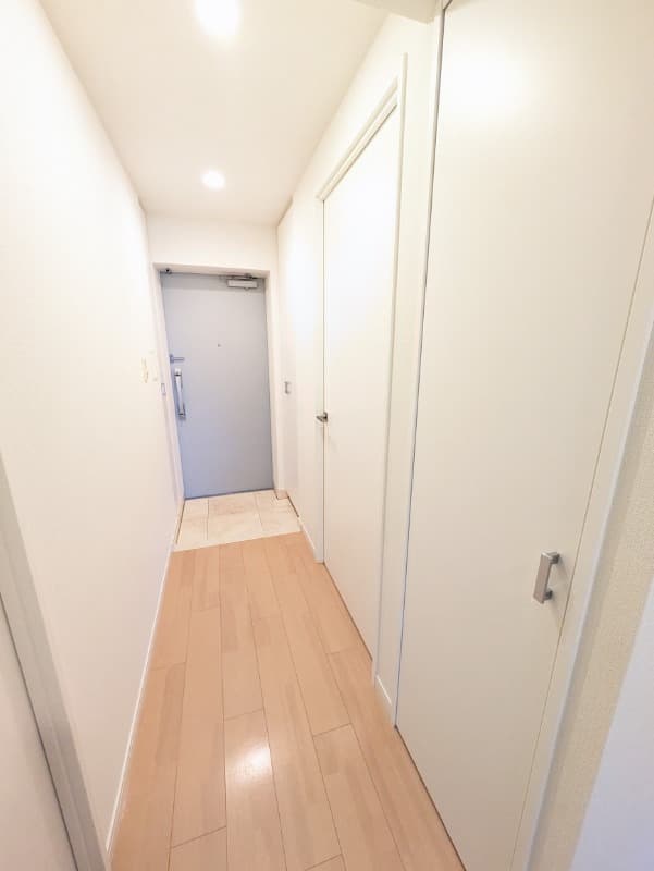 Room image 12