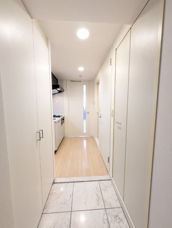 Room image 11