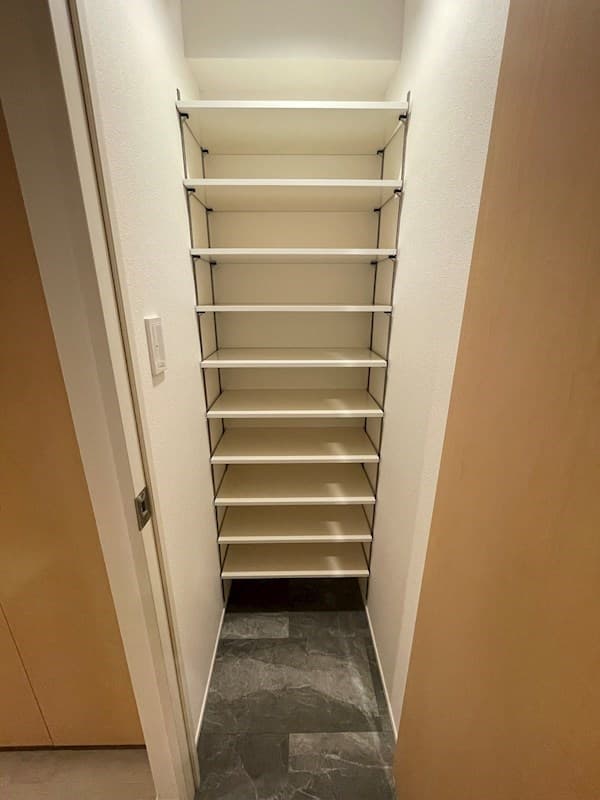 Room image 13
