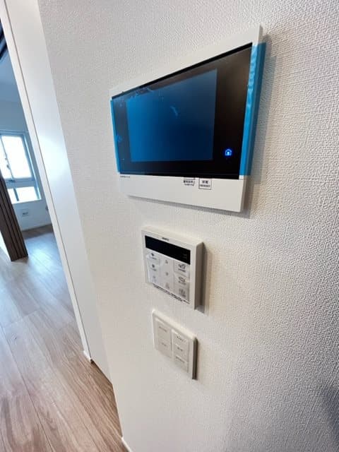 Room image 11