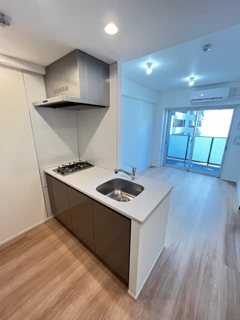 Room image 12