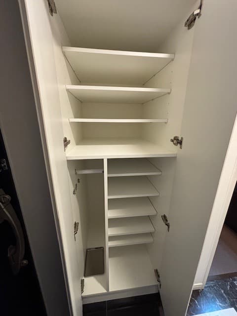 Room image 11