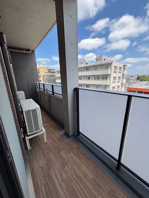 Room image 15