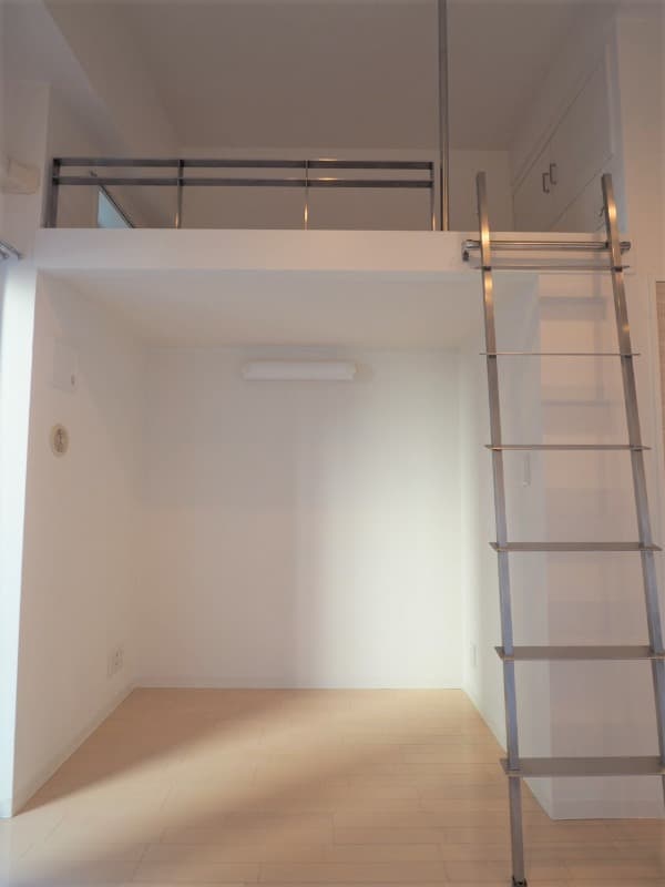 Room image 13