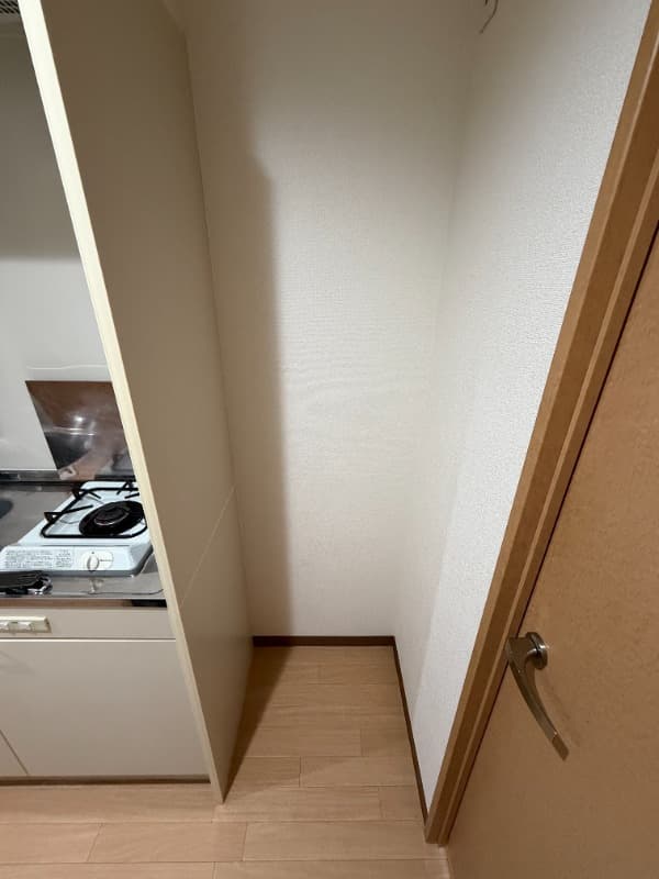 Room image 12