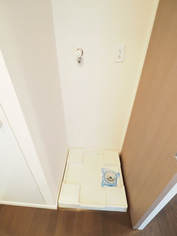 Room image 12