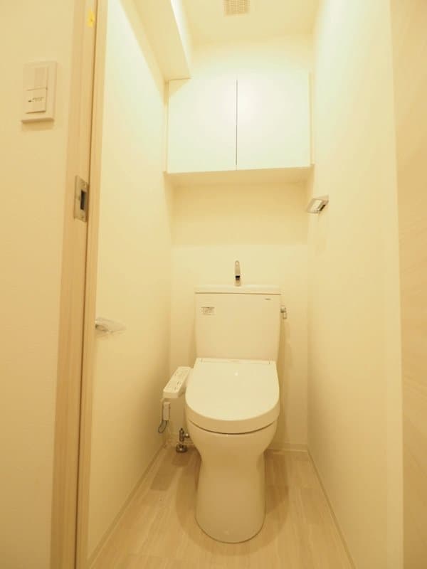 Room image 8