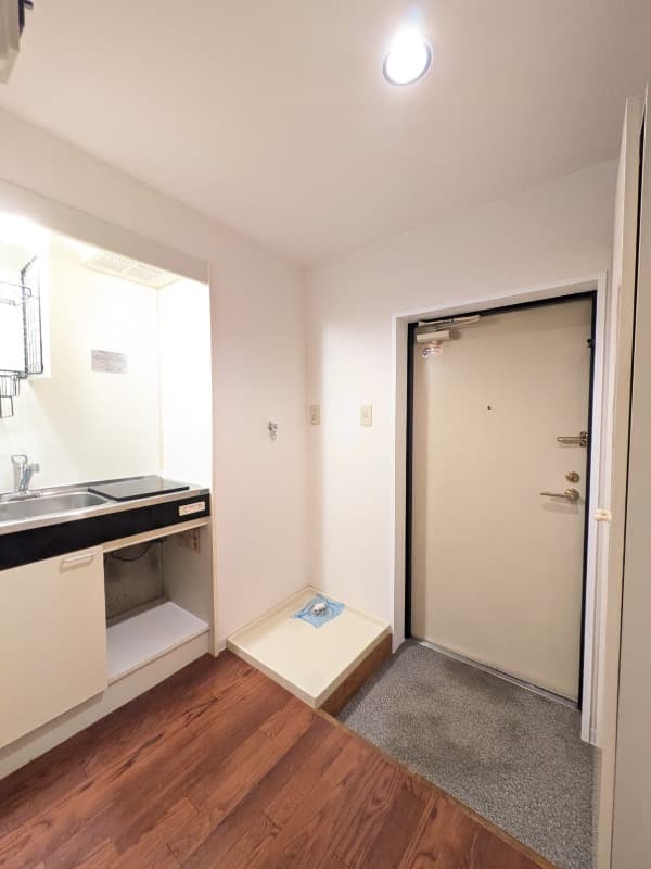 Room image 9
