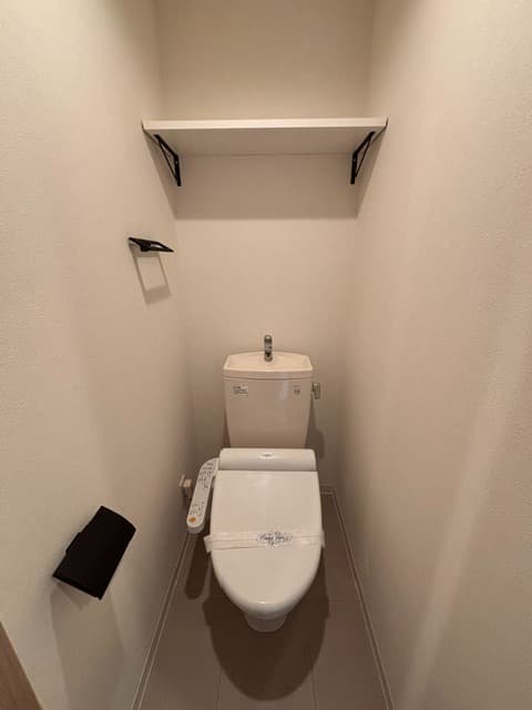 Room image 9