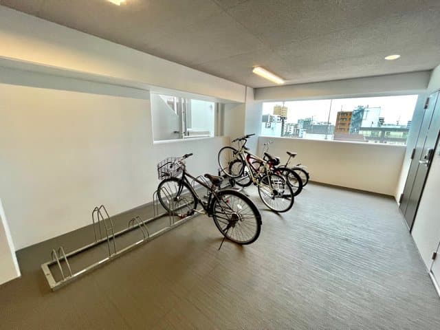 Room image 9