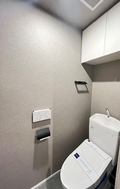 Room image 9