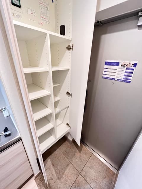 Room image 11