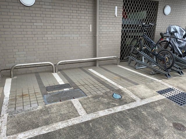 Room image 12