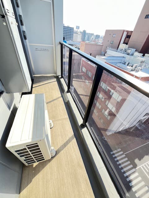 Room image 12