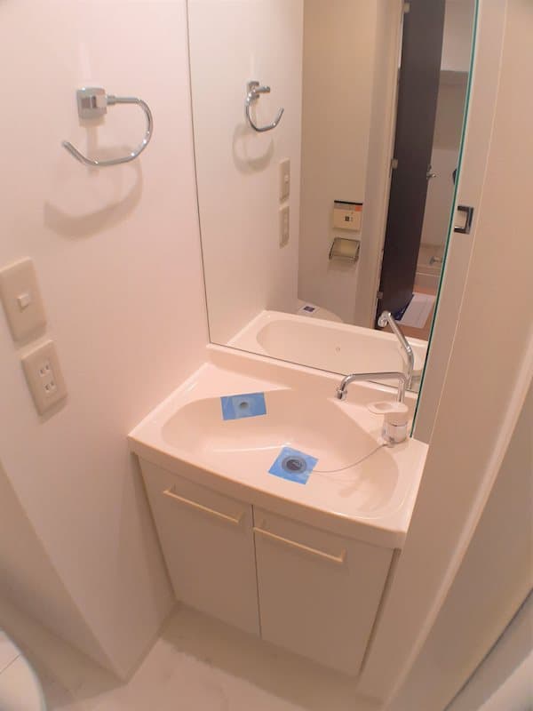 Room image 11