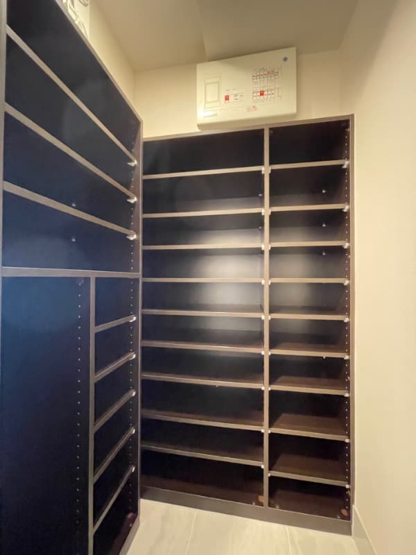 Room image 13