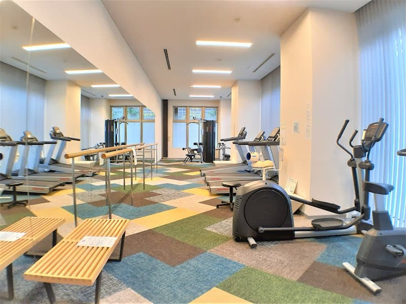 Room image 8