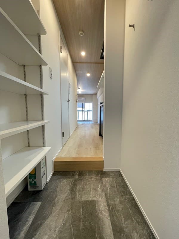 Room image 14