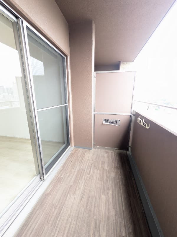 Room image 12