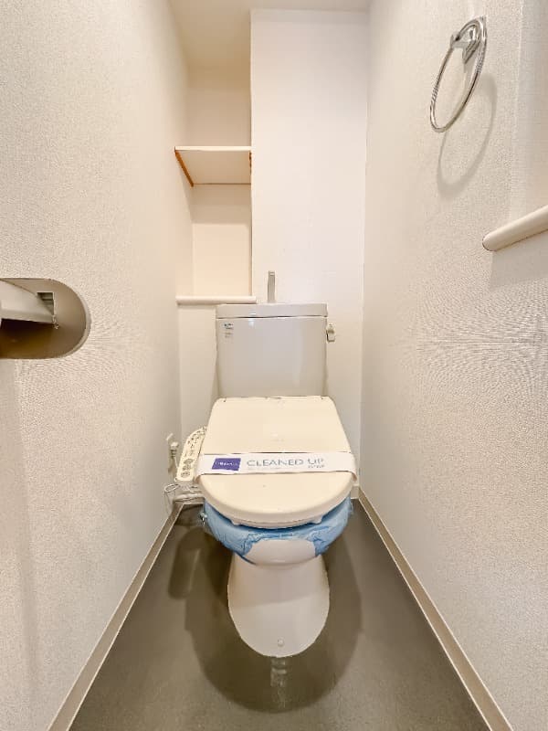 Room image 9