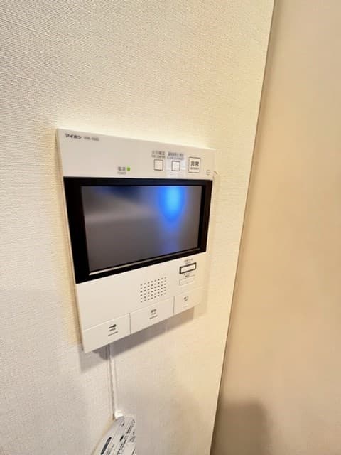 Room image 15