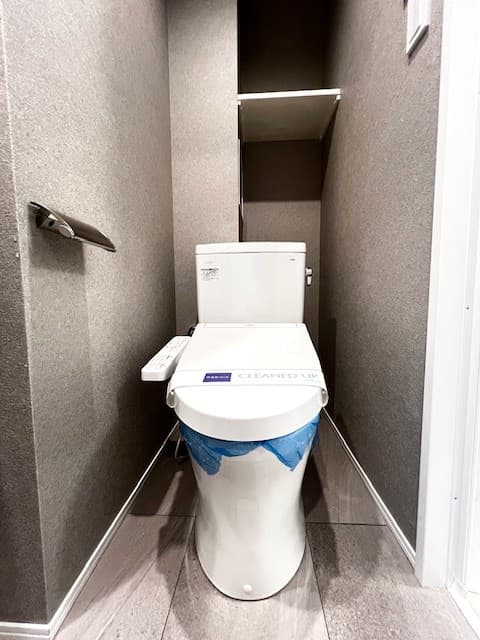 Room image 9