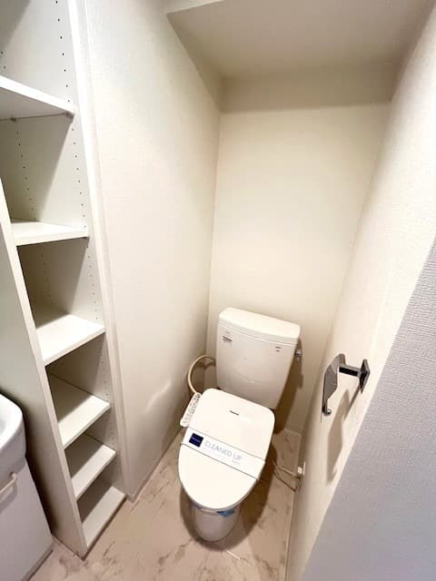 Room image 9